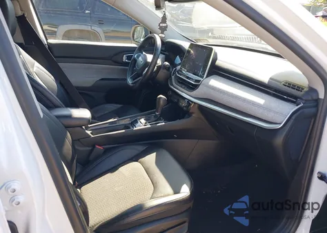 2022 Jeep Compass Latitude 4X4 from USA, damaged, VIN 3C4NJDBB9NT136470